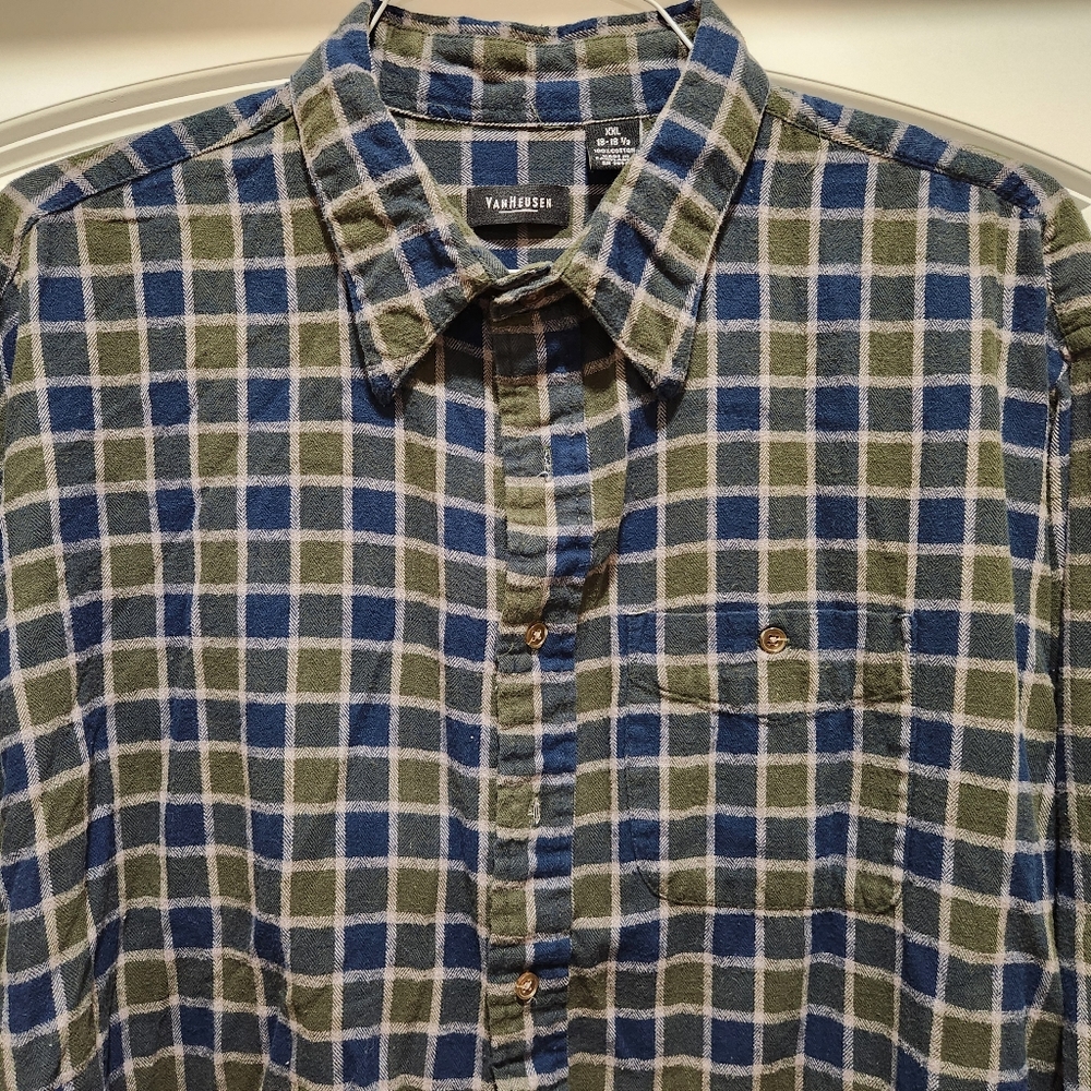 Men's 2XL Long-sleeved Button Flannel Shirt